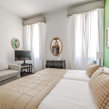 Hotiday Room Collection - Venezia Santa Lucia Extérieur photo